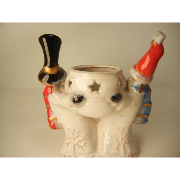 Holiday snowmen votive candle holder, 2 snowmen holding votive, luminary 6" X 5 - Picture 7 of 10